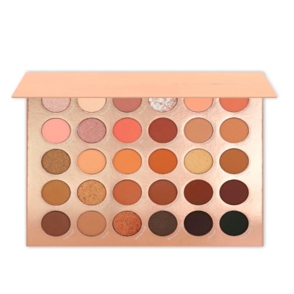 Dolls Kill Other - NWT Kara beauty the essential eyeshadow palette